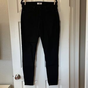 Denizen from Levi's Women's Classic Black Skinny Jeans